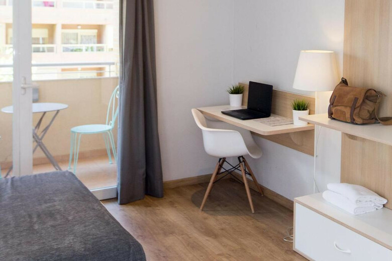 Hostal Rooms Ciencias