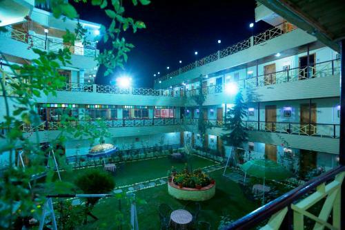 Hotel Snow Valley Resorts Manali