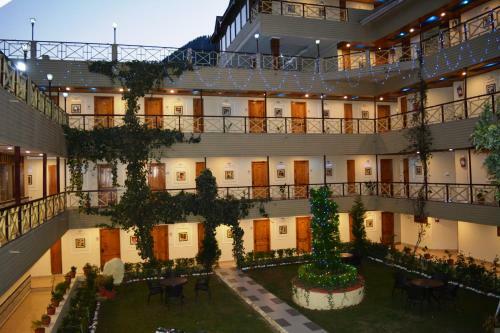 Hotel Snow Valley Resorts Manali