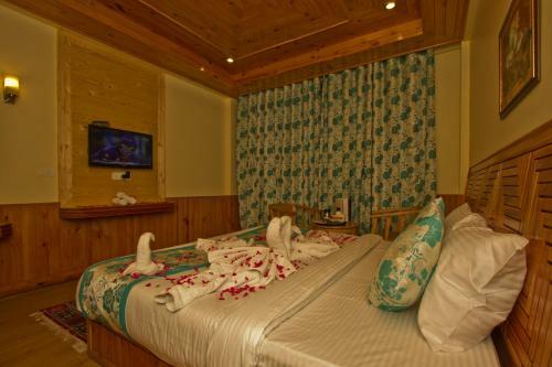 Hotel The Holiday Resorts And Cottages