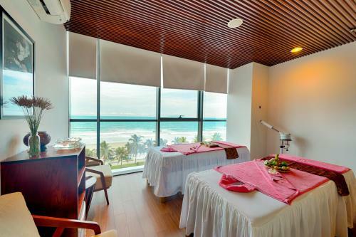 Grand Tourane Hotel Da Nang