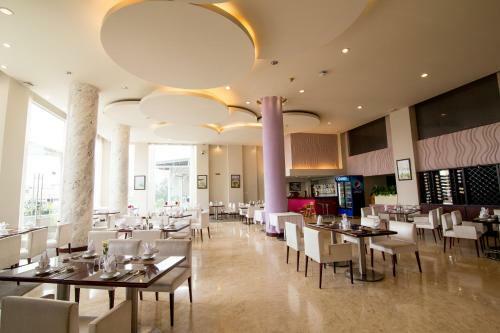 Ttc Hotel Premium Ngoc Lan