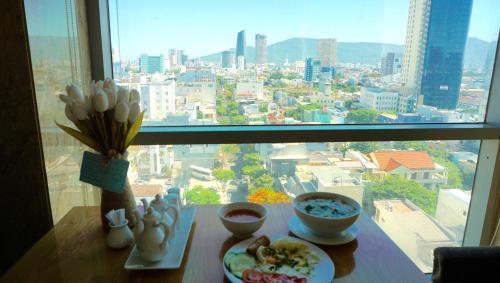 Nhat Linh Da Nang Hotel