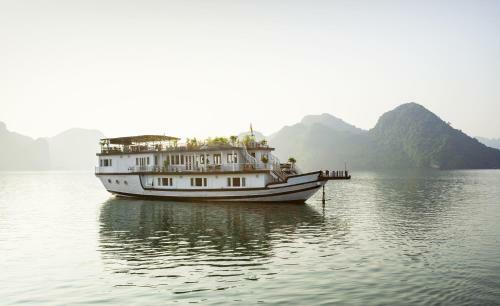 Majestic Halong Cruise