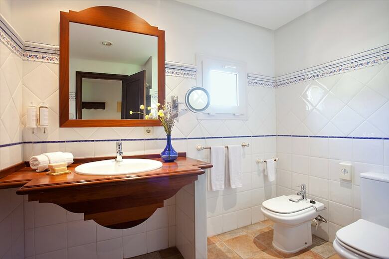 Hotel Cala Sant Vicen�
