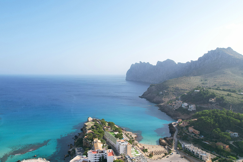 Hotel Cala Sant Vicen�