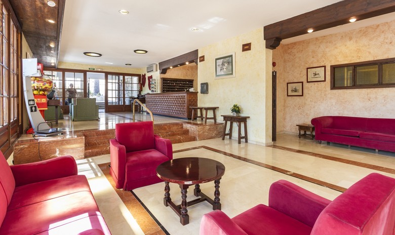 Hotel Globales Simar