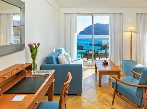 Hotel H10 Blue Mar - S�lo Adultos