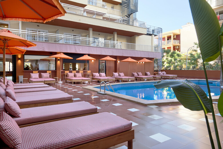 Hotel Tent Bahia de Palma