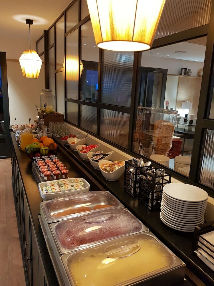 Hotel Kyriad Carcassonne Ouest La Cit