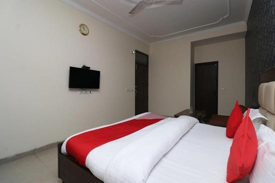 Airport Hotel Mayank Residency