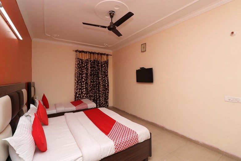 Airport Hotel Mayank Residency