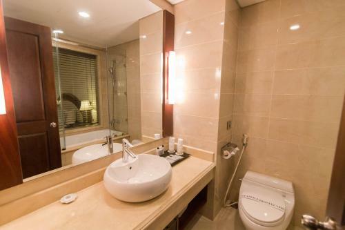 Sai Gon Ha Long Hotel