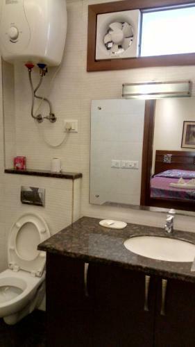 Woodpecker Service Apartments - Green Park