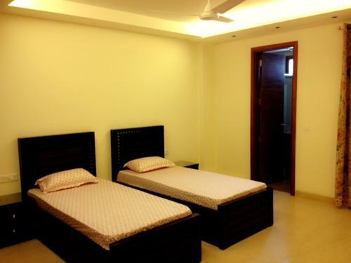 Woodpecker Service Apartments - Green Park