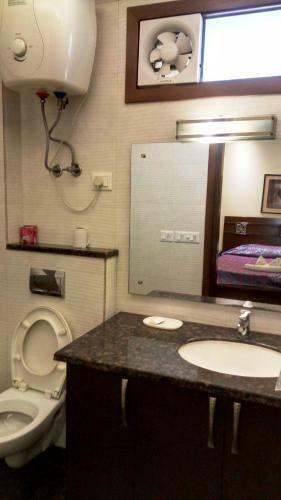 Woodpecker Service Apartments - Green Park