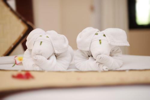 Hotel Vinh Hung Riverside Resort & Spa