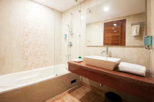 Airport Hotel Ramhan Palace Mahipalpur