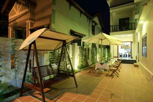 Hotel Coconut Garden