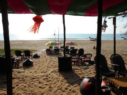 Hotel Lotus Oasis Beach Huts Resort