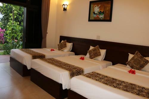 Green Areca Villa