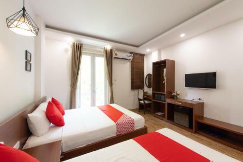 Hostal Happy Moon Guest House
