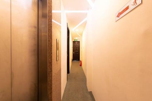 Hostal Happy Moon Guest House