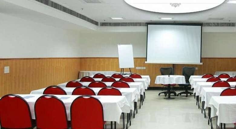 Hotel Chirag Residency