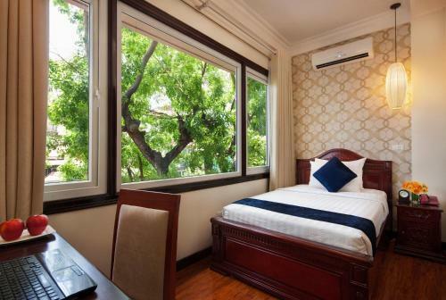 Hanoi Golden Moon Hotel