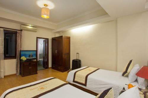 Camellia Hotel