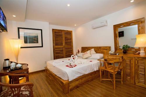 Rex Hotel & Apartment