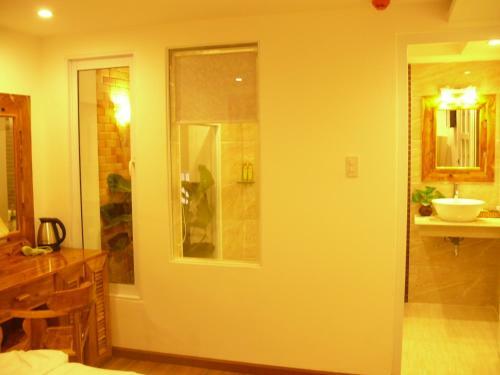 Rex Hotel & Apartment