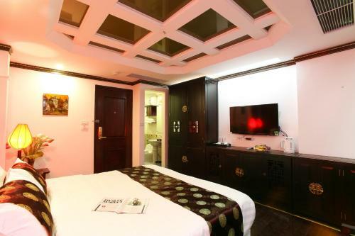 Church Legend Hotel Hanoi
