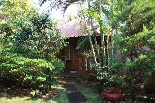 Hotel Shawnels Beach Resort