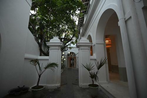 Hotel La Closerie - Bay Of Bengal