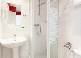 Hotel Comfort Paris La Fayette