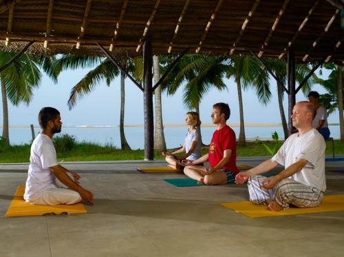 Hotel Poovar Island Resort