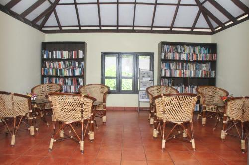 Hotel Poovar Island Resort