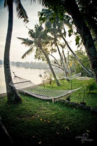 Hostal Ashtamudi Villas