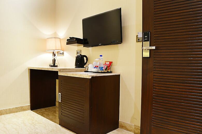 Hotel Emperor Palms
