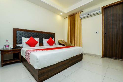 Airport Hotel Marina