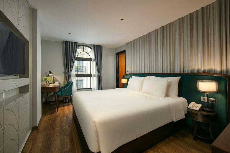 May De Ville Old Quarter Hotel