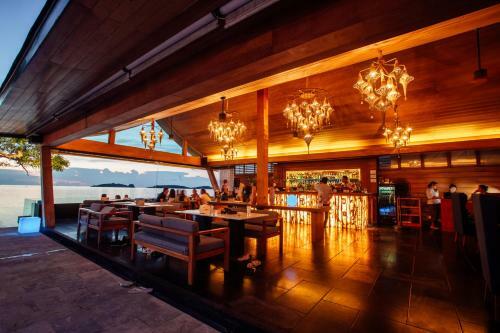 Villa Tides Boutique Samui Resort & Spa