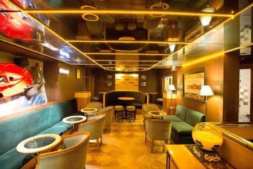 Hotel Sagar Plaza