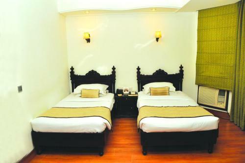 Hotel The Park Residency