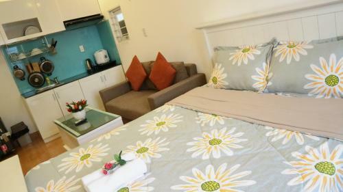 Smiley Apartment 3