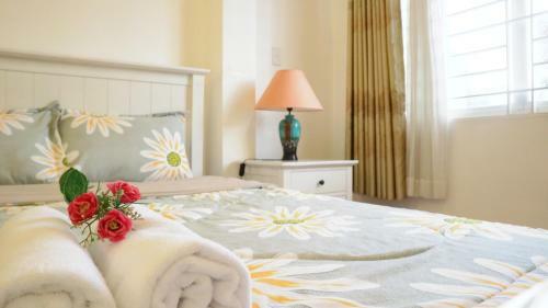 Smiley Apartment 3