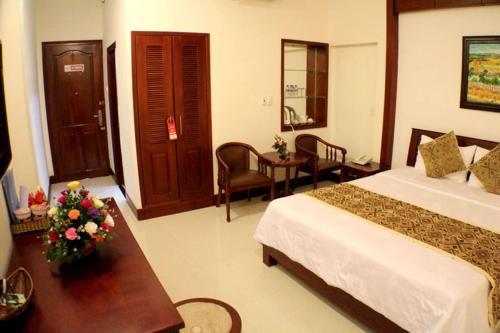 City Hotel 35 Luu Van Lang