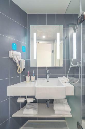 Hotel Hanting Express Jiaxing New Cultural Square