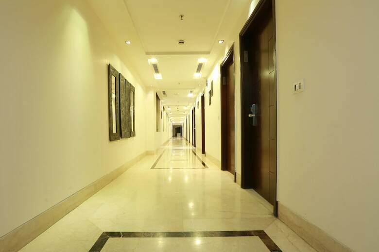 Hotel Airport Residency